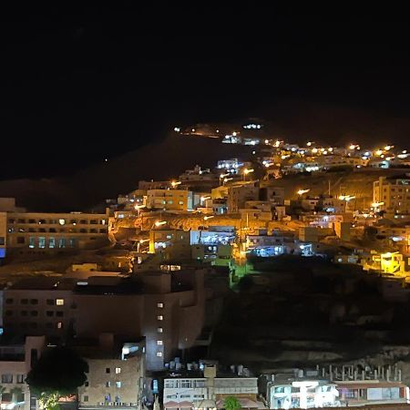 Petra Luxurious View House Apartment Wadi Musa Luaran gambar