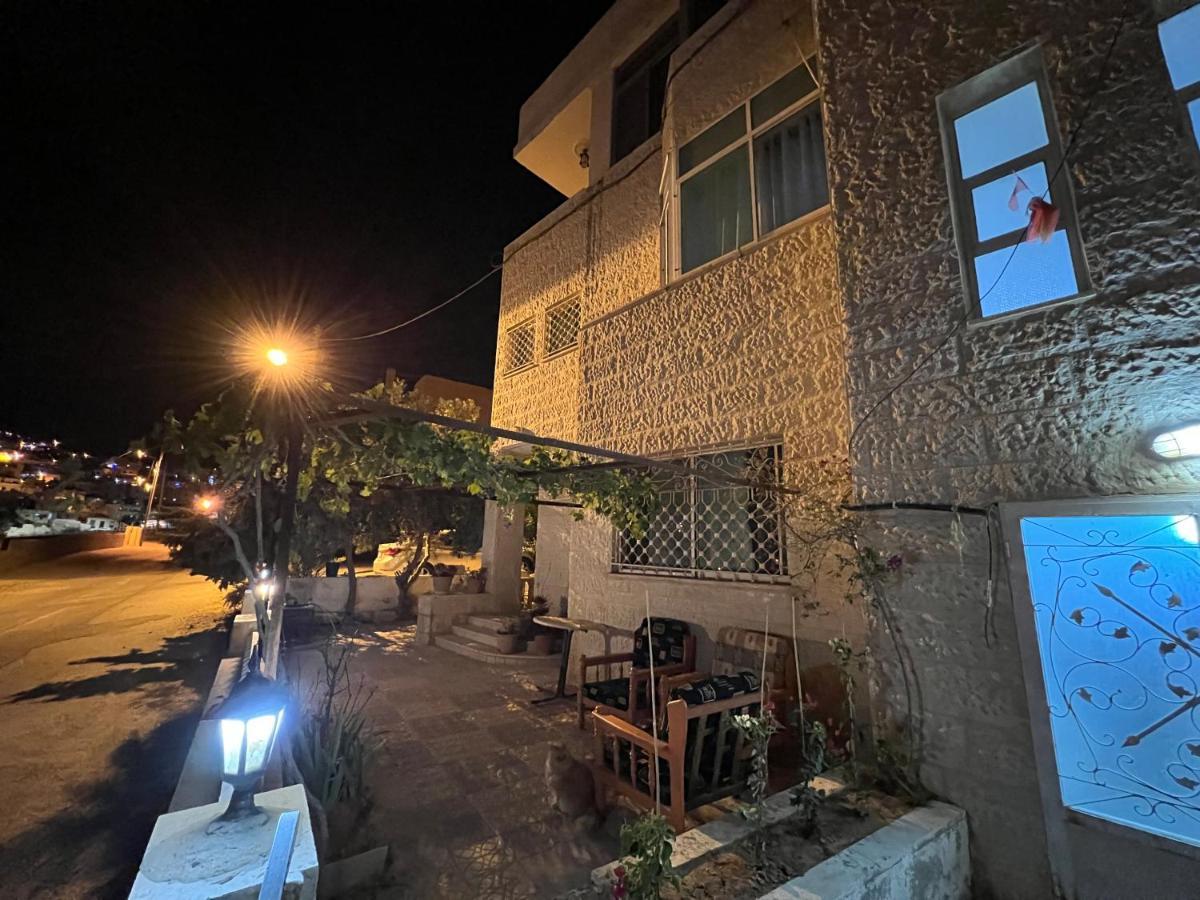 Petra Luxurious View House Apartment Wadi Musa Luaran gambar